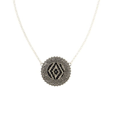 Silver filigree necklace with coarse wollen