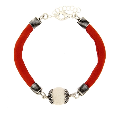 Silk red bracelet with ´Su Coccu´