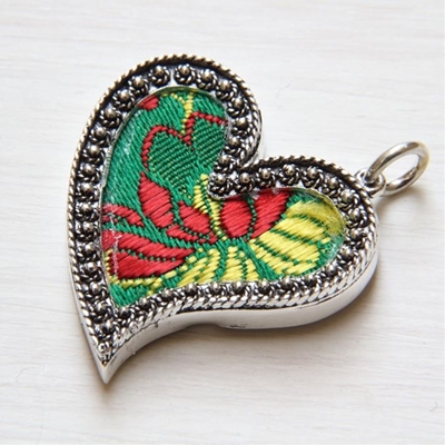 Silver heart pendant with green brocade