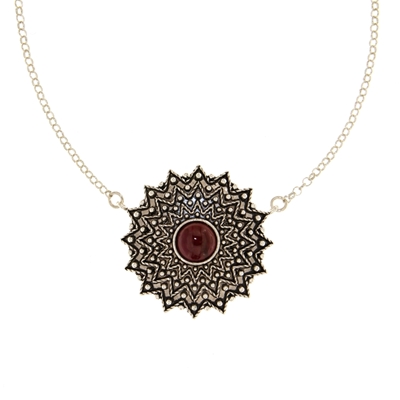 Collana sarda in filigrana Girasole in argento con granato (32 mm), Collane